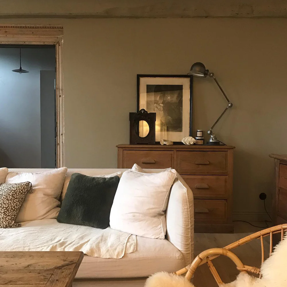 Debate Club - Image 3